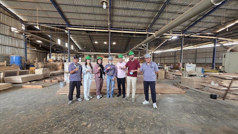 Factory visit with our partners